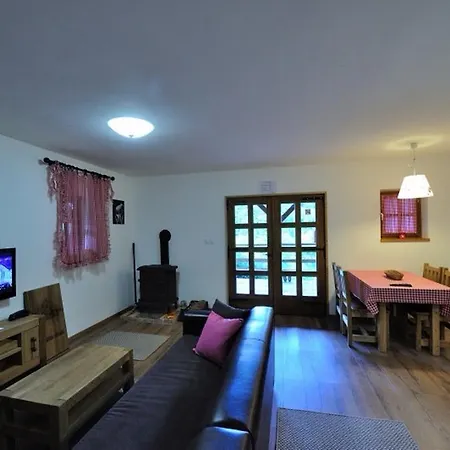 Apartment Drvena Kuca Mreznica Gornji Zvecaj Room photo