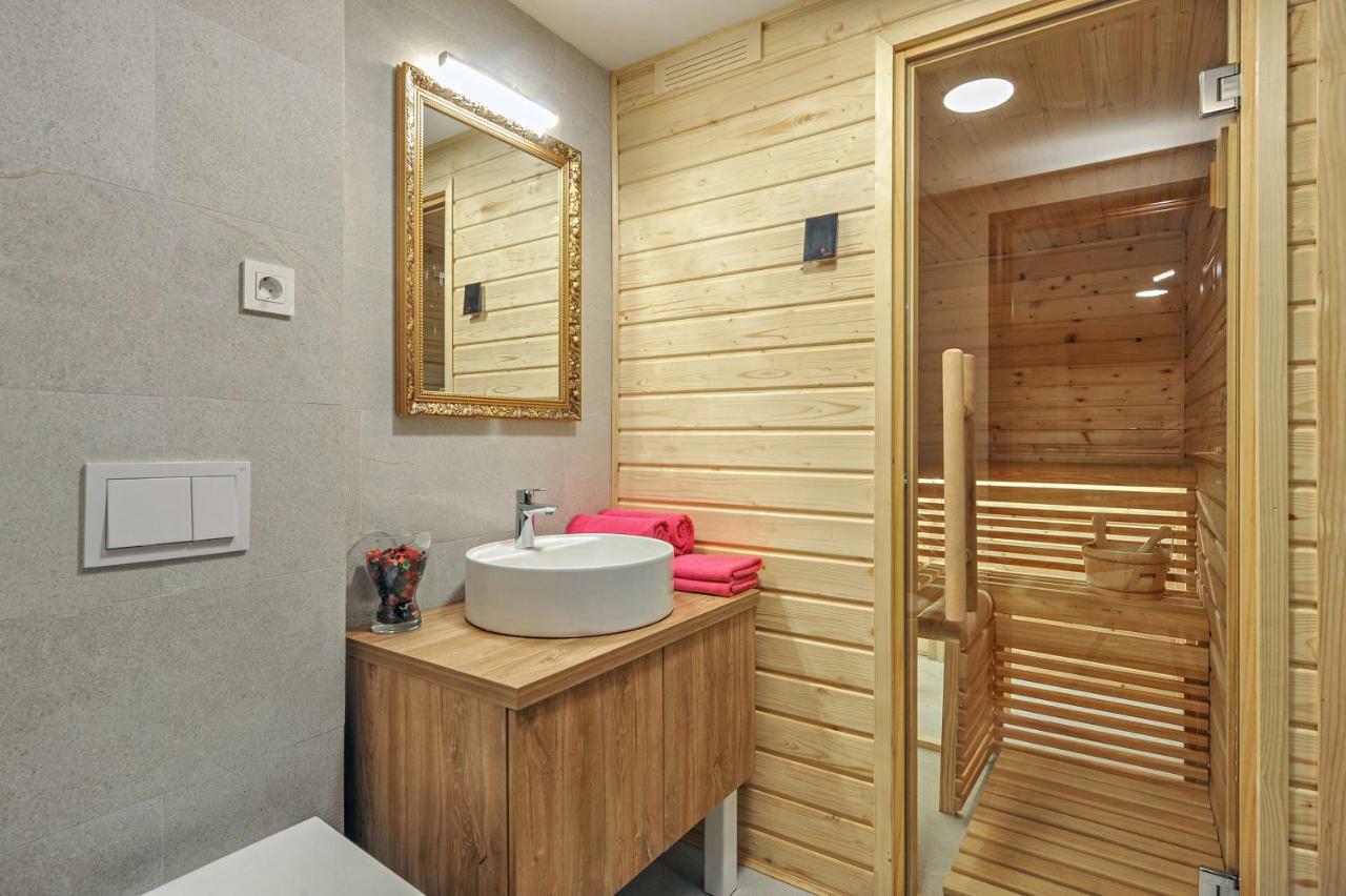 Apartment Drvena Kuca